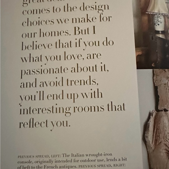 Wanderlust: Interiors That Bring the World Home
Book by Michelle Nussbaumer - Picture 9 of 12